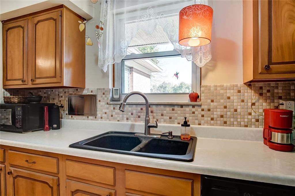 4220 Bentley Road Springfield, OH 45504 - Photo 15 of 36