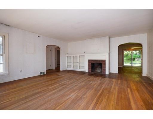 223 Ridge Street Winchester, MA 01890 - Photo 10 of 18 Gallery Image 10