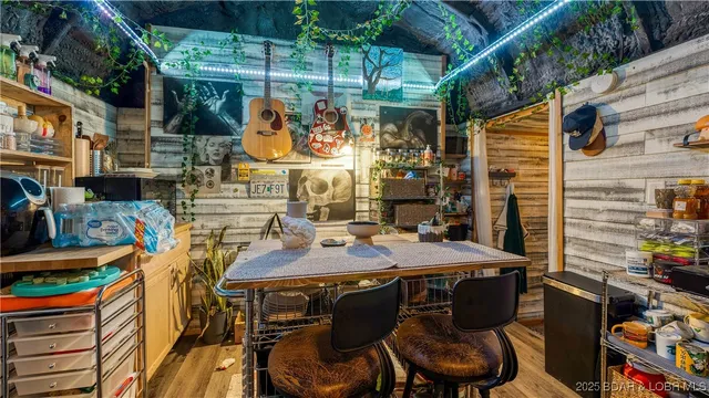 $649,900 | 10501 Old Highway 54, Eugene, MO 65032