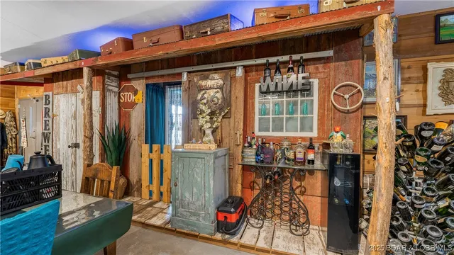 $649,900 | 10501 Old Highway 54, Eugene, MO 65032