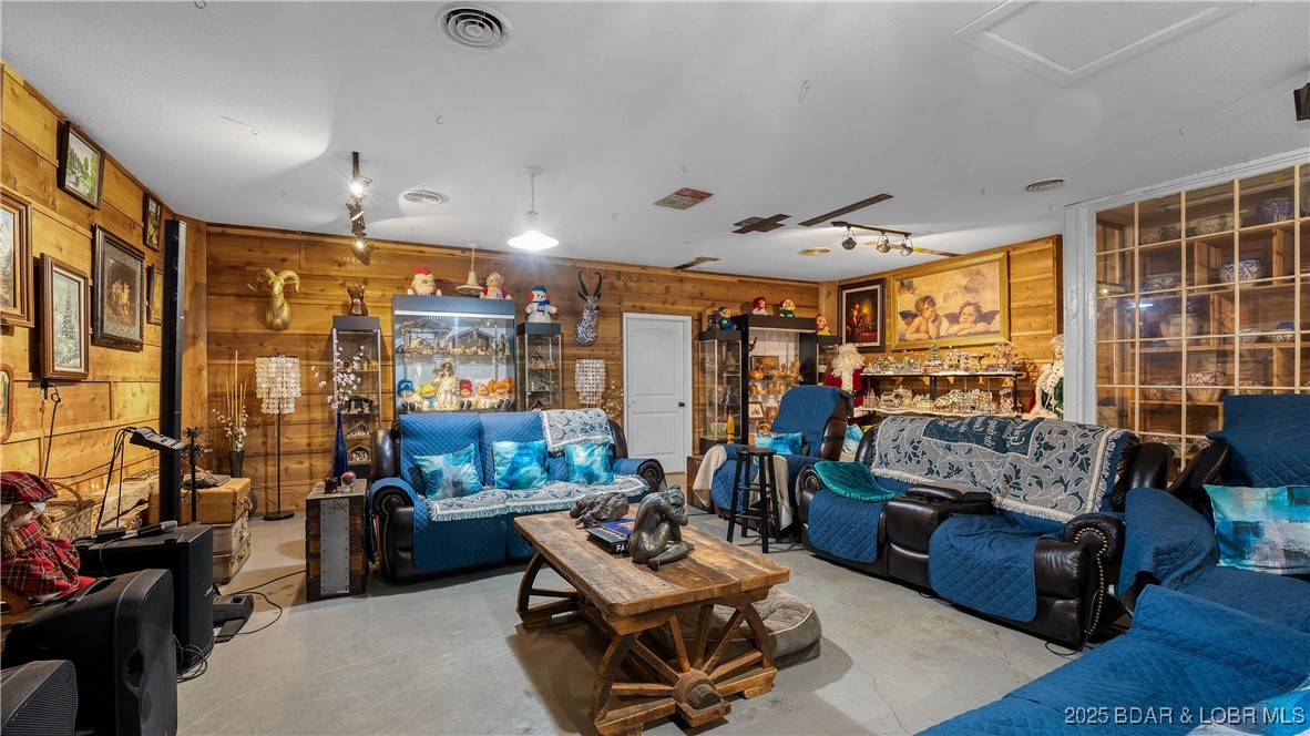 10501 Old Highway 54 Eugene, MO 65032 - Photo 23 of 37