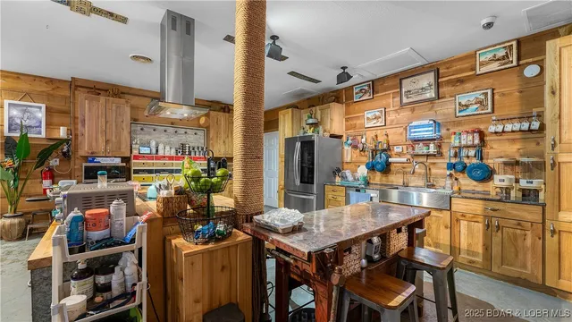 $649,900 | 10501 Old Highway 54, Eugene, MO 65032