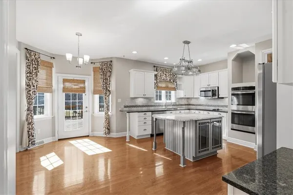 $792,000 | 165 Sewickley Farm Circle, Mars, PA 16046