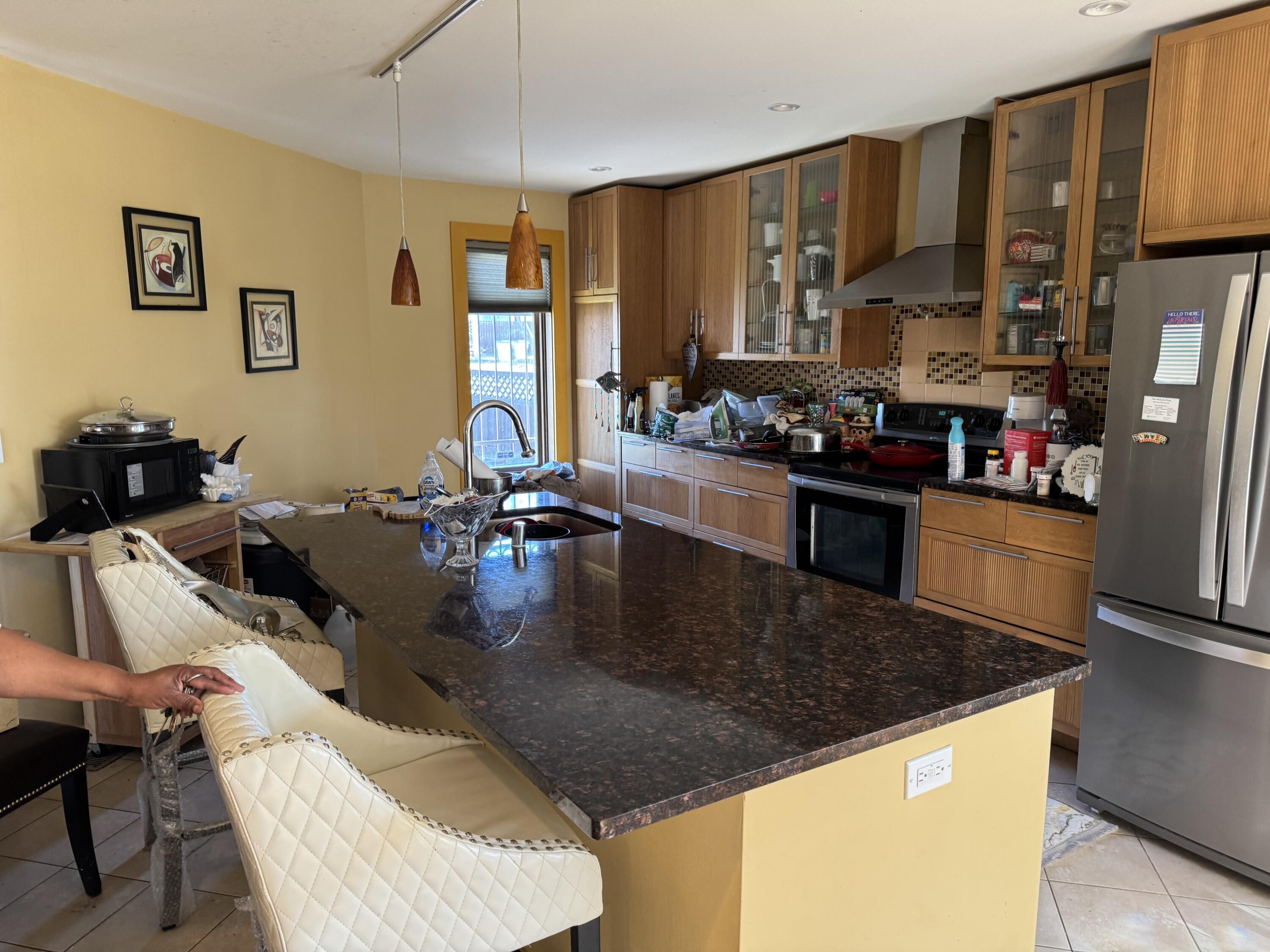 4647 West Scranton Place Milwaukee, WI 53216 - Photo 3 of 5 0D2953C7-6A57-4617-AA0B-7E518A982484