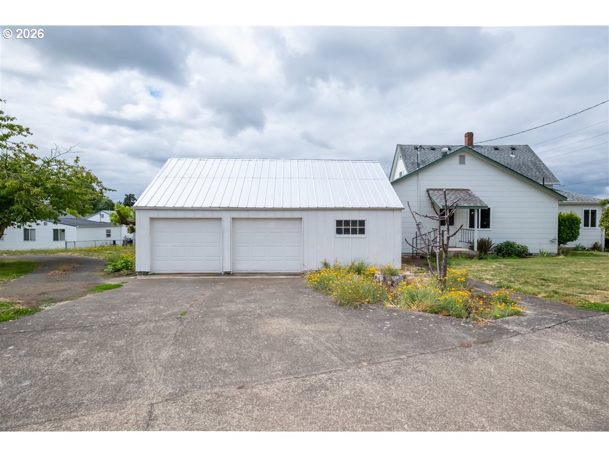 485 North Main Street Mount Angel, OR 97362 - Photo 39 of 45