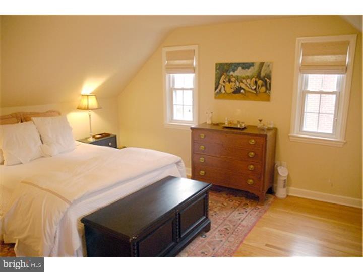 112 Richmond Road Paoli, PA 19301 - Photo 15 of 20 Bedroom - Main