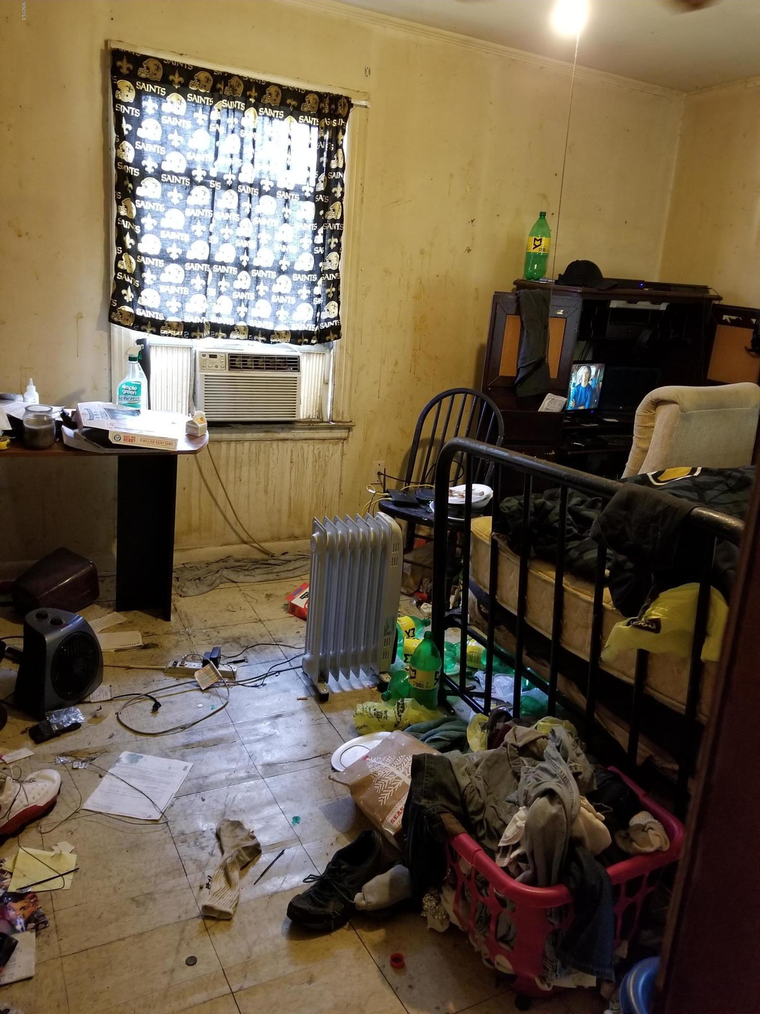 1505 Adcox Road Picayune, MS 39466 - Photo 31 of 43 20180105_103416