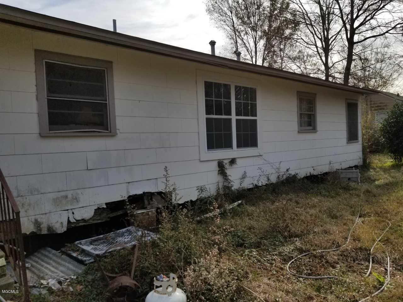 1505 Adcox Road Picayune, MS 39466 - Photo 6 of 43 1505 Adcox Rd-Rear View