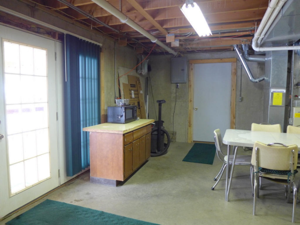 8321 Cox Road Bellevue, MI 49021 - Photo 13 of 25 8321 Cox Rd