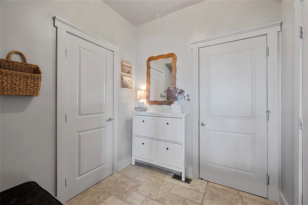 318 Greene Drive Clairton, PA 15025 - Photo 20 of 45