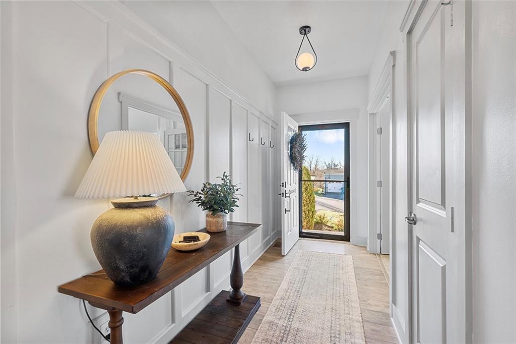 318 Greene Drive Clairton, PA 15025 - Photo 4 of 45