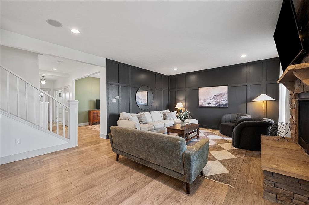 318 Greene Drive Clairton, PA 15025 - Photo 10 of 45