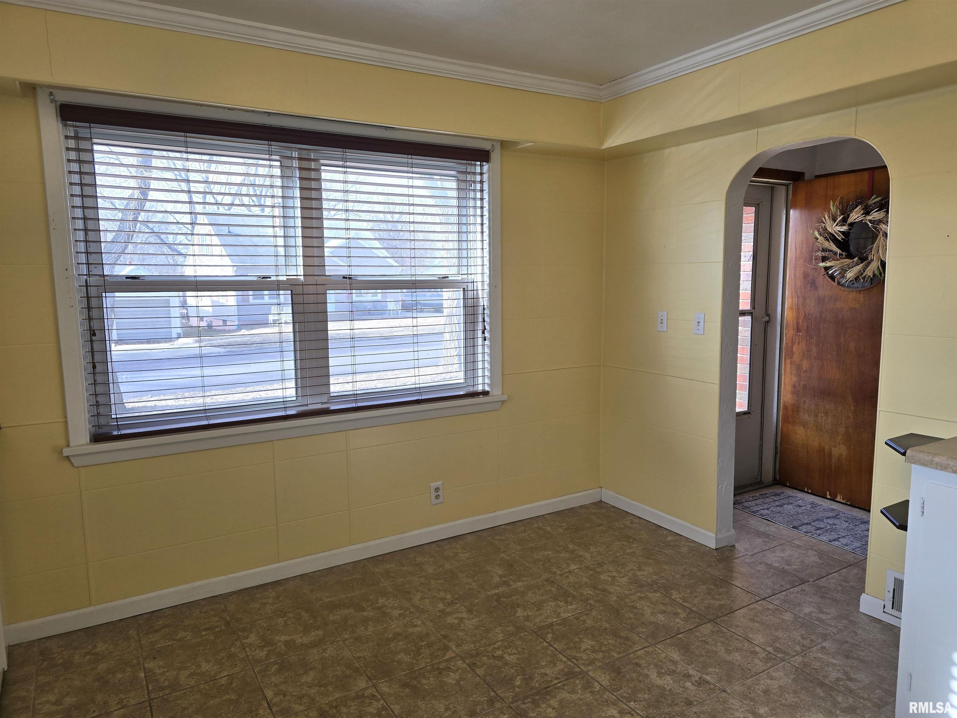 1208 South 9th Street Pekin, IL 61554 - Photo 11 of 21