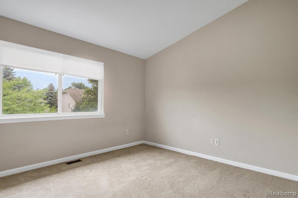 3206 Bridlewood Drive Rochester, MI 48306 - Photo 24 of 37