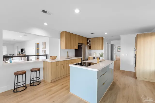 $849,000 | 8844 Scenic Highway, Pensacola, FL 32514