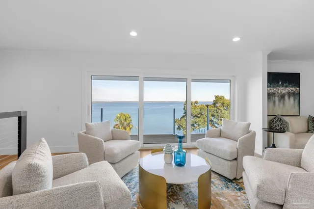 $849,000 | 8844 Scenic Highway, Pensacola, FL 32514