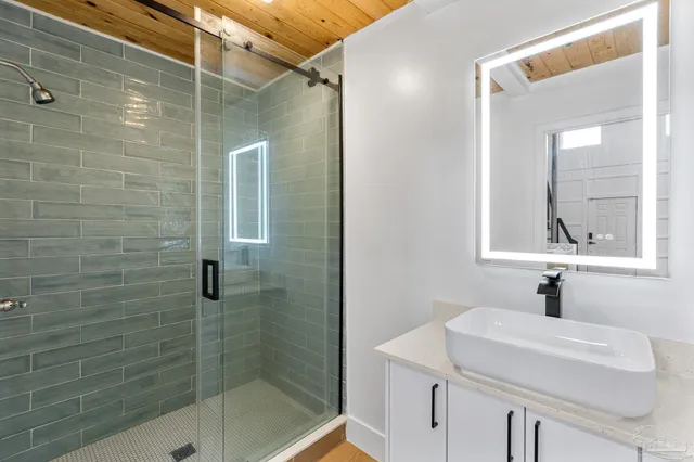 $849,000 | 8844 Scenic Highway, Pensacola, FL 32514