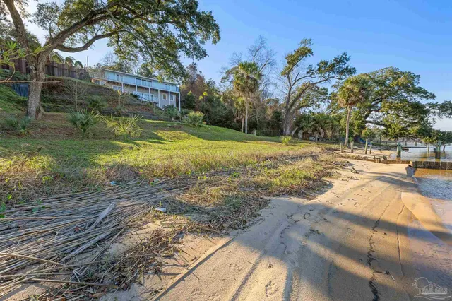 $849,000 | 8844 Scenic Highway, Pensacola, FL 32514