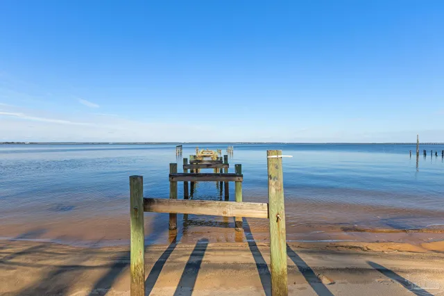 $849,000 | 8844 Scenic Highway, Pensacola, FL 32514