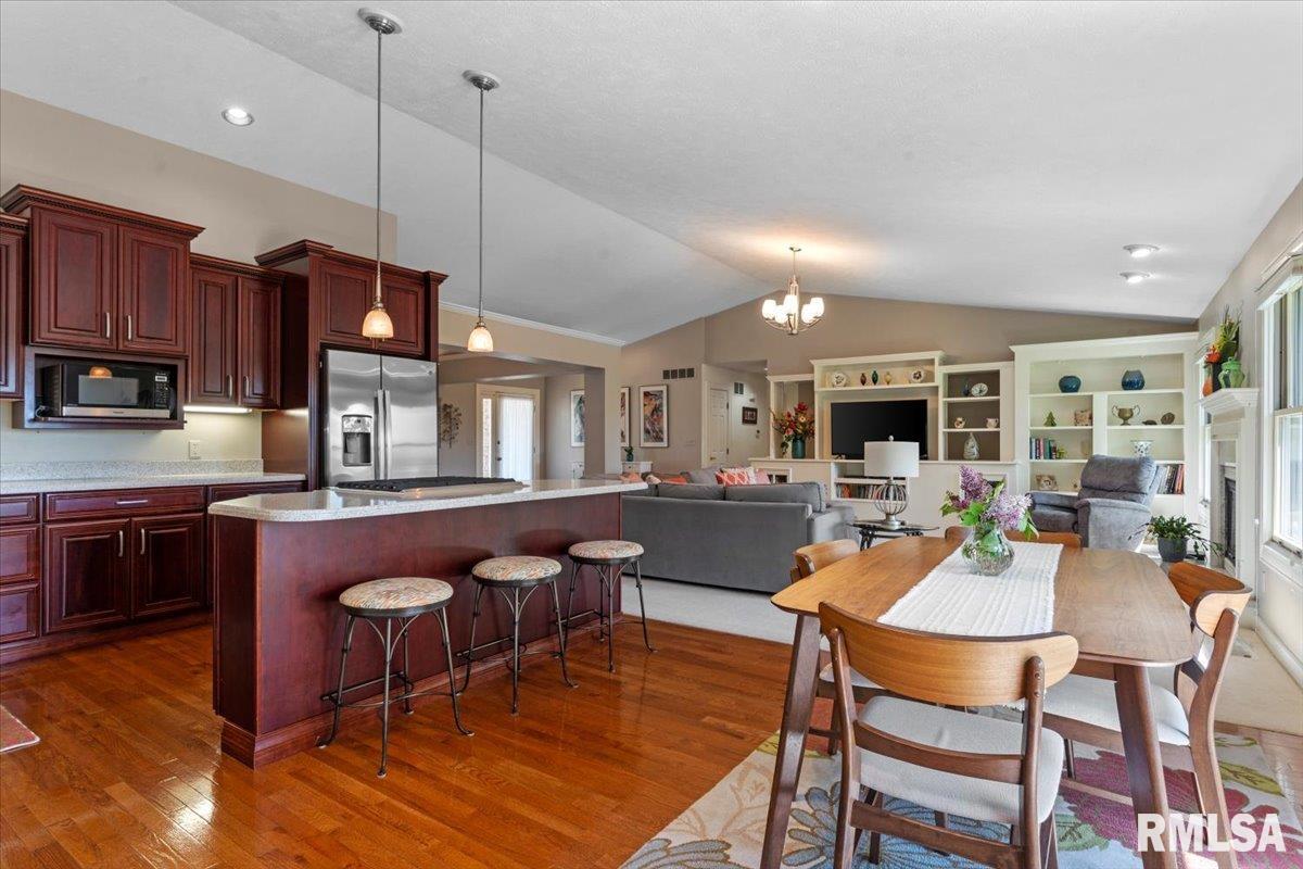 3500 Deer Run Drive Springfield, IL 62711 - Photo 14 of 38