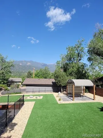 $2,100 | 511 Hilltop Drive, Unit 201, Colorado Springs, CO 80905