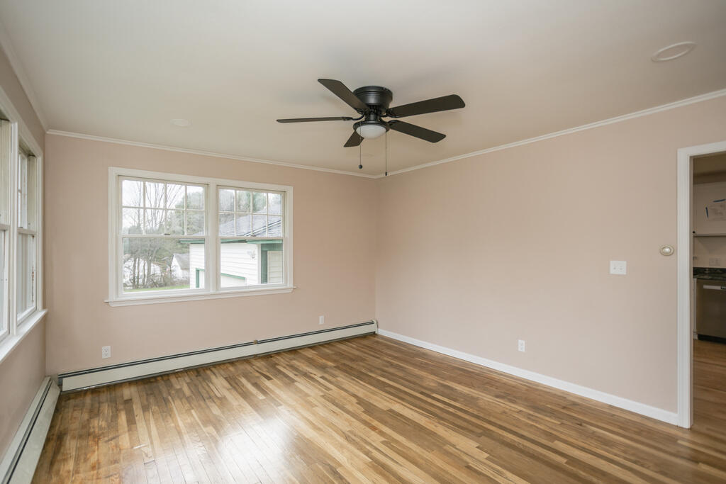 174 Holley Road Farmington, ME 04938 - Photo 12 of 41 taylor-kaminsky-photo-20