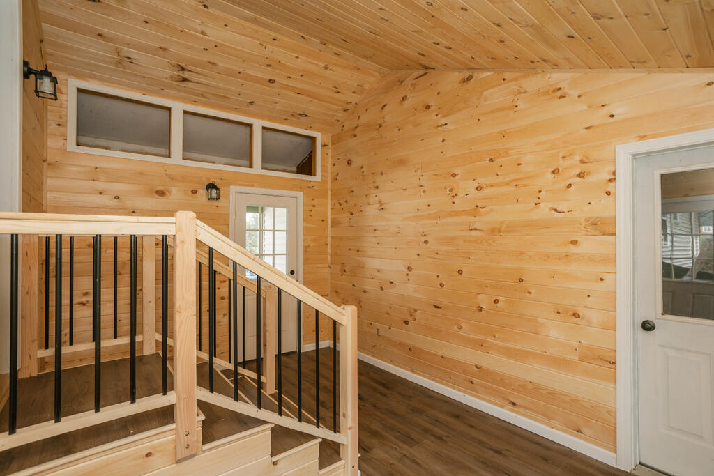 174 Holley Road Farmington, ME 04938 - Photo 4 of 41 taylor-kaminsky-photo-12