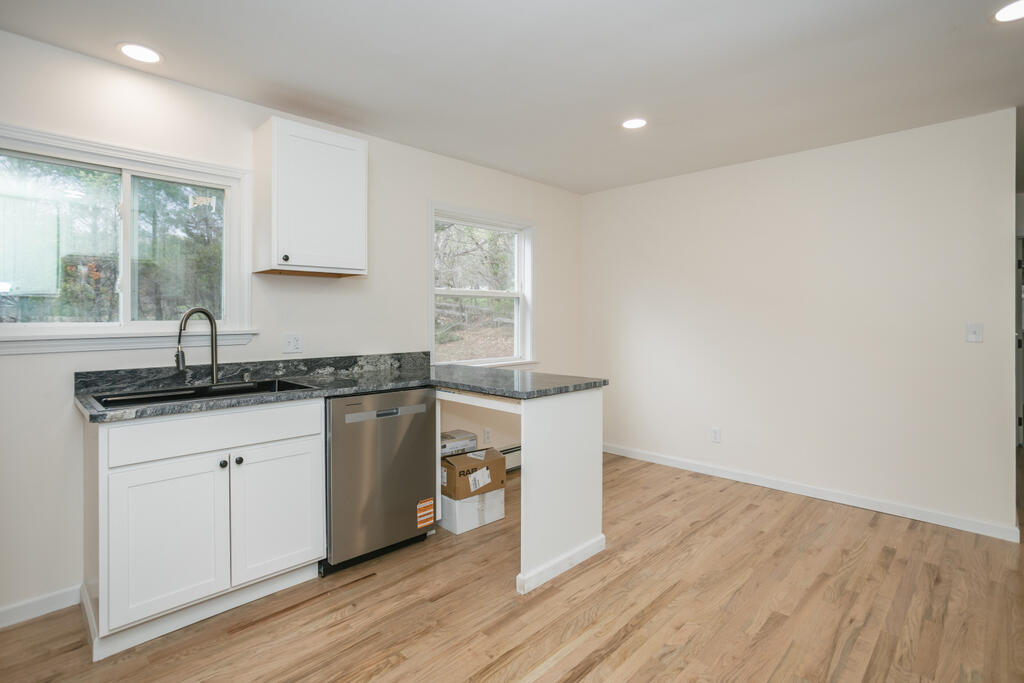 174 Holley Road Farmington, ME 04938 - Photo 7 of 41 taylor-kaminsky-photo-14