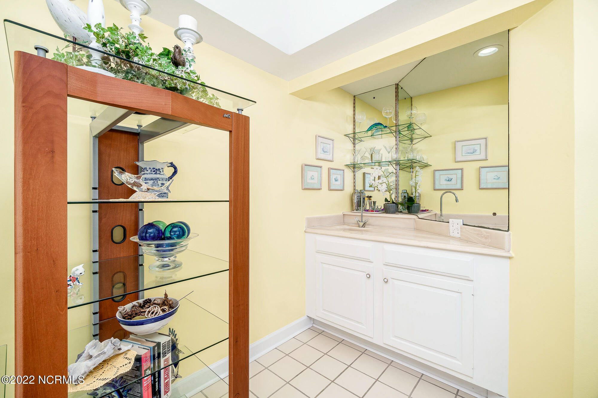 301 Salter Path Road, Unit 14 GENESIS Pine Knoll Shores, NC 28512 - Photo 15 of 62 Wet bar in LR