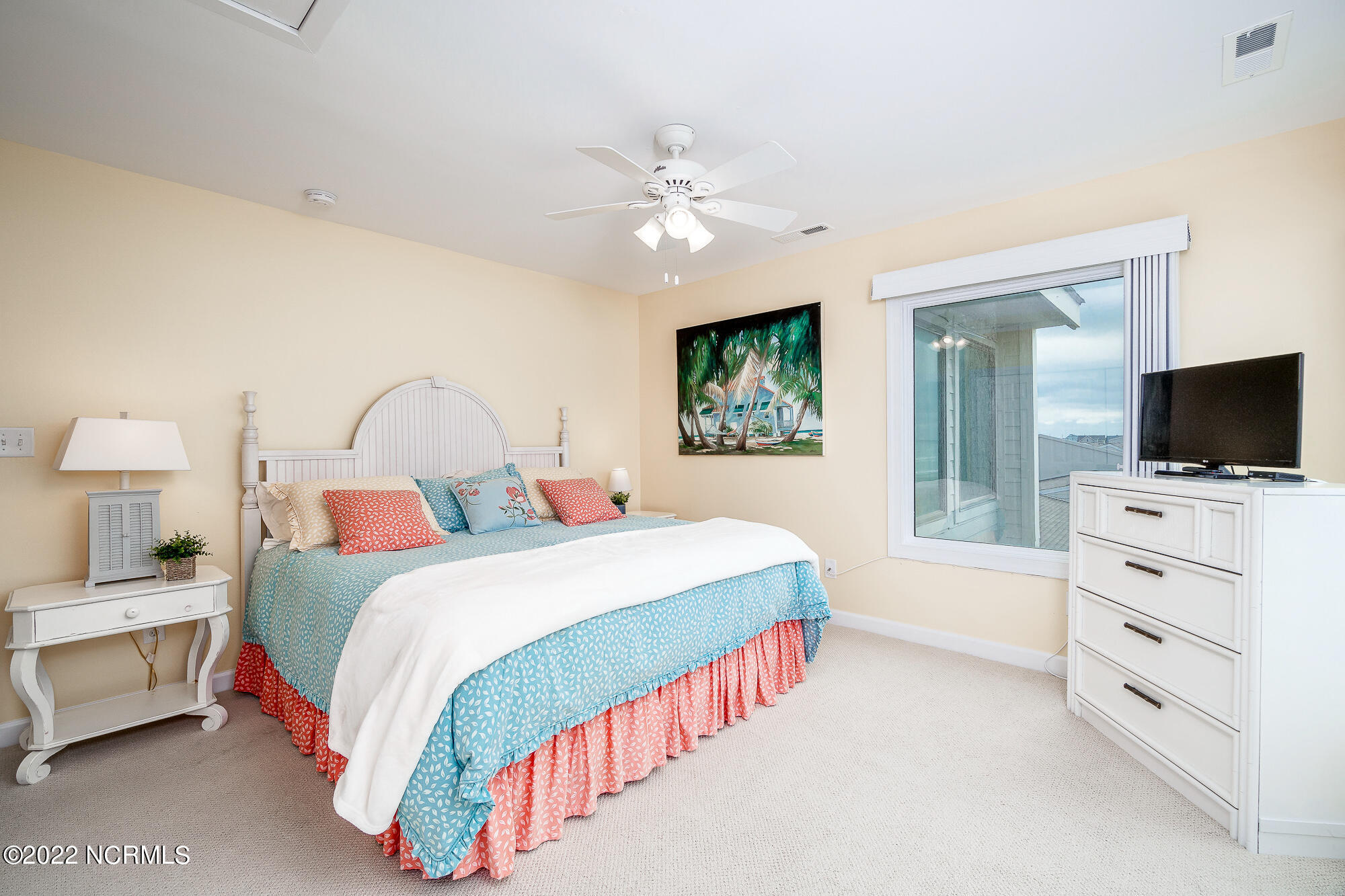 301 Salter Path Road, Unit 14 GENESIS Pine Knoll Shores, NC 28512 - Photo 24 of 62 Primary bedroom suite