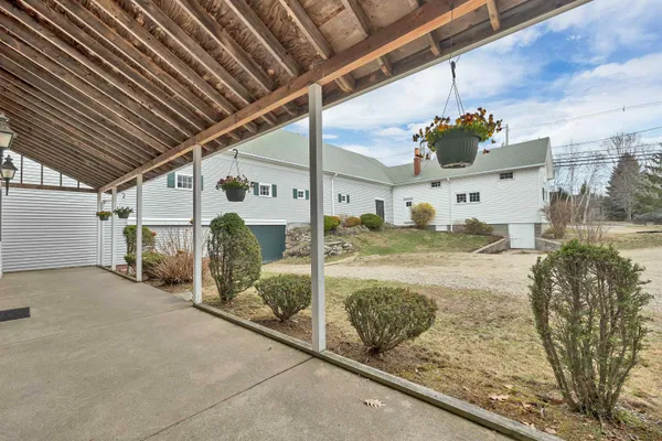 $2,295,000 | 244 North Main Street, Wolfeboro, NH 03894