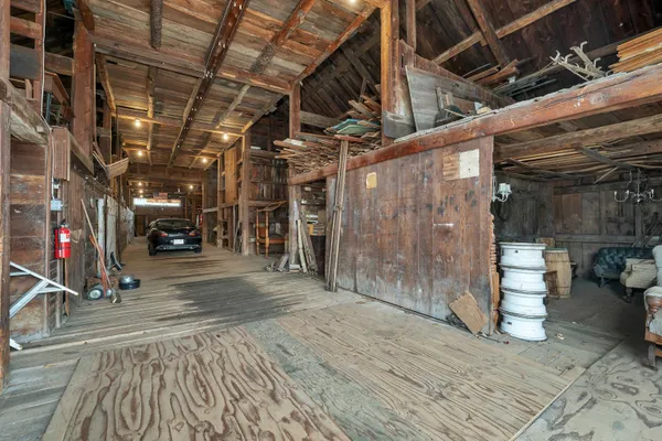 $2,295,000 | 244 North Main Street, Wolfeboro, NH 03894