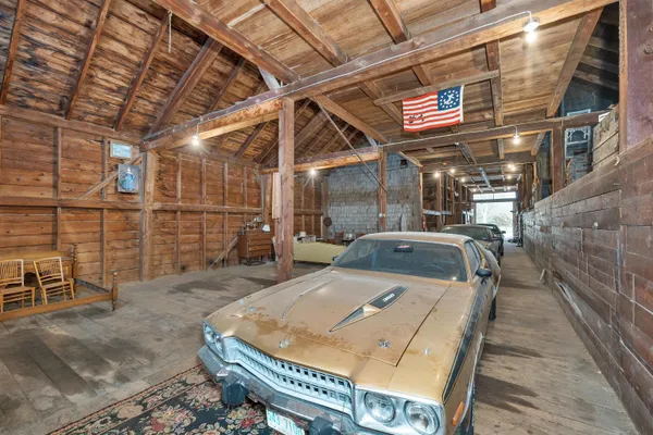 $2,295,000 | 244 North Main Street, Wolfeboro, NH 03894