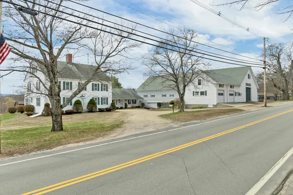 $2,295,000 | 244 North Main Street, Wolfeboro, NH 03894