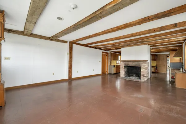 $2,295,000 | 244 North Main Street, Wolfeboro, NH 03894