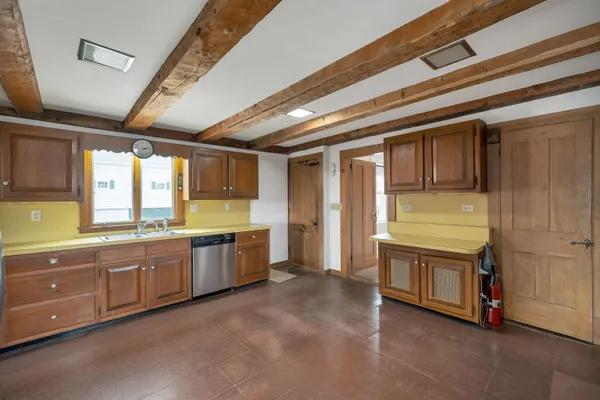 $2,295,000 | 244 North Main Street, Wolfeboro, NH 03894