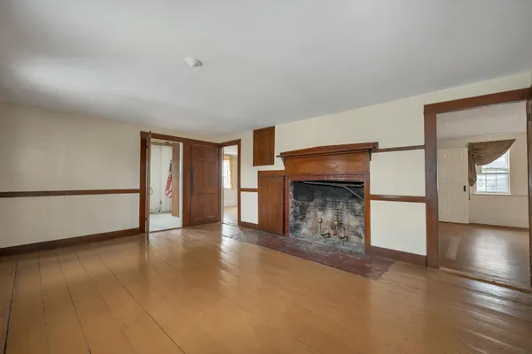 $2,295,000 | 244 North Main Street, Wolfeboro, NH 03894