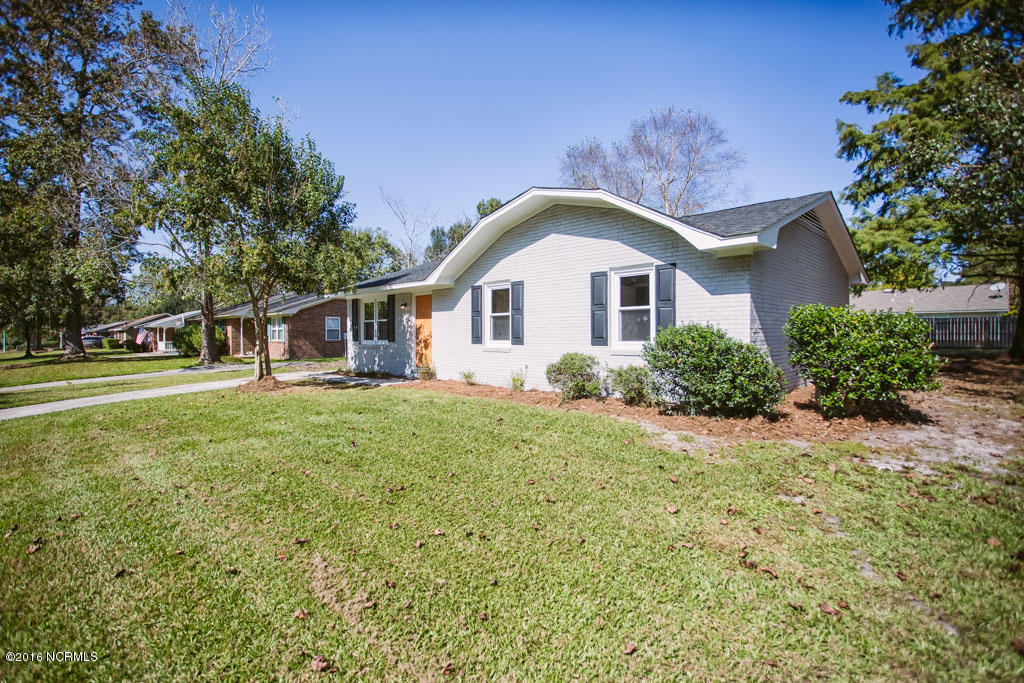 5029 Ferndale Road Wilmington, NC 28411 - Photo 2 of 28 KM-5