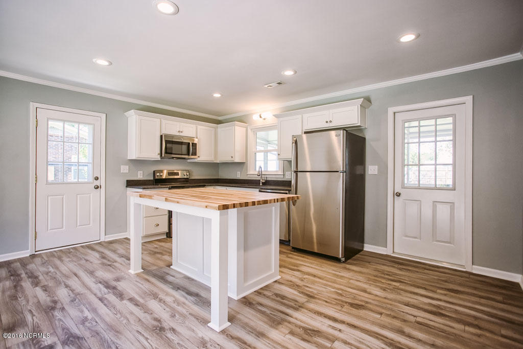 5029 Ferndale Road Wilmington, NC 28411 - Photo 6 of 28 KM-32
