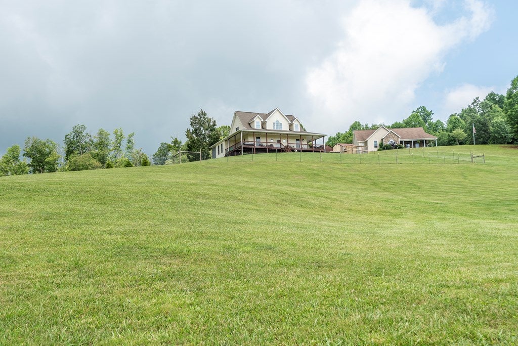 18364 Buffalo Pond Road Bristol, VA 24202 - Photo 6 of 48 Gallery Image 6