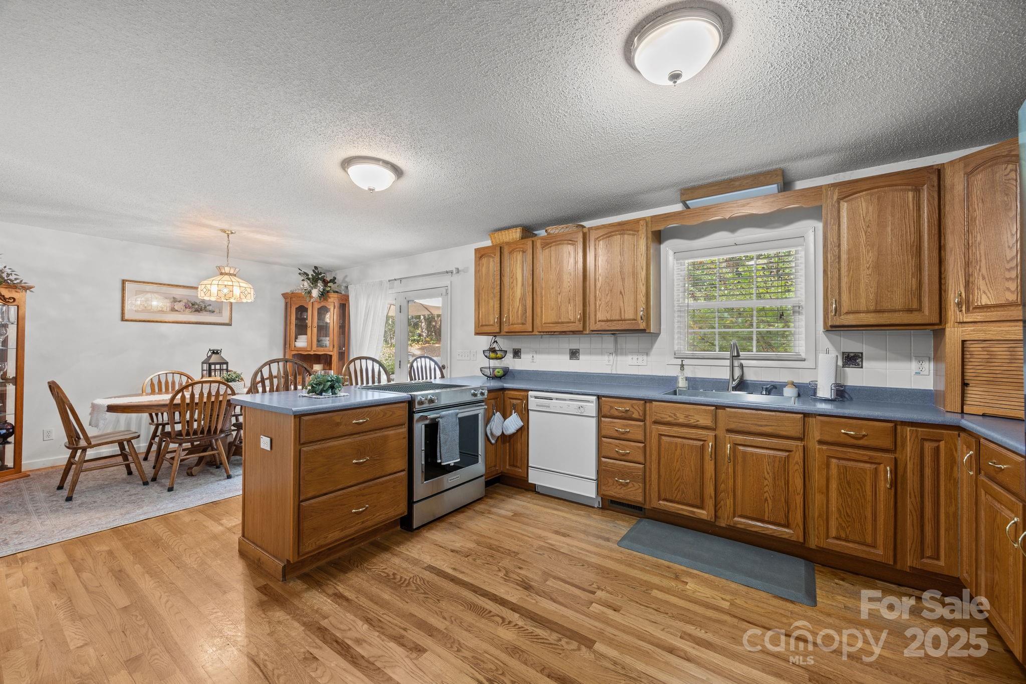 124 Lytle Cove Road Swannanoa, NC 28778 - Photo 15 of 43