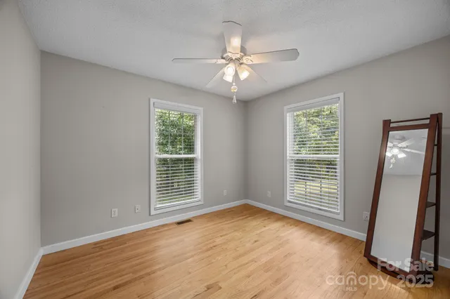 $670,000 | 124 Lytle Cove Road, Swannanoa, NC 28778