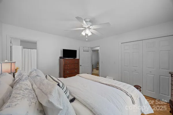 $670,000 | 124 Lytle Cove Road, Swannanoa, NC 28778