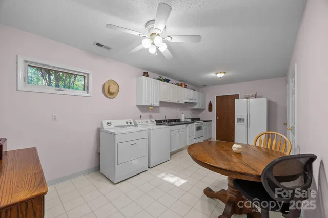 $670,000 | 124 Lytle Cove Road, Swannanoa, NC 28778