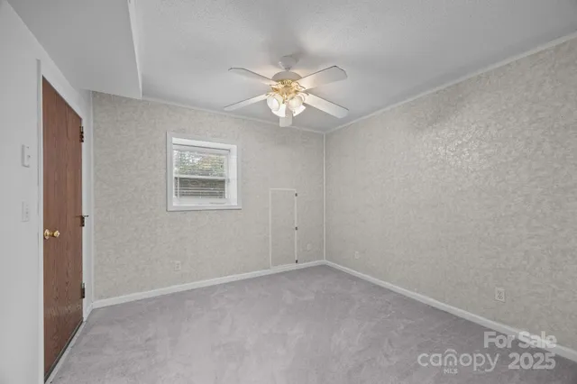 $670,000 | 124 Lytle Cove Road, Swannanoa, NC 28778