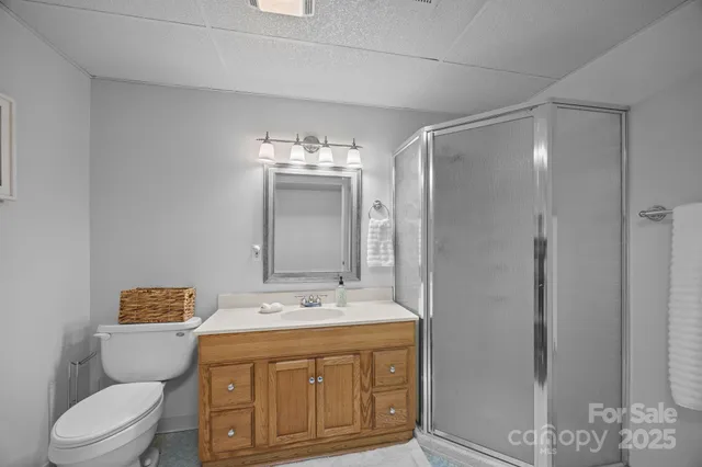 $670,000 | 124 Lytle Cove Road, Swannanoa, NC 28778