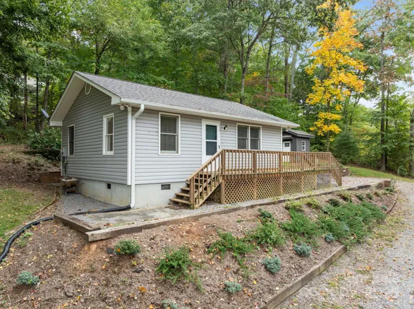 $670,000 | 124 Lytle Cove Road, Swannanoa, NC 28778