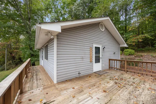 $670,000 | 124 Lytle Cove Road, Swannanoa, NC 28778