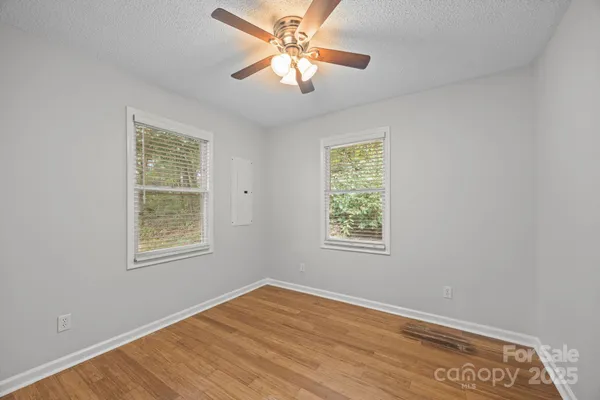 $670,000 | 124 Lytle Cove Road, Swannanoa, NC 28778