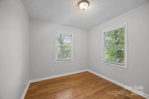 $670,000 | 124 Lytle Cove Road, Swannanoa, NC 28778